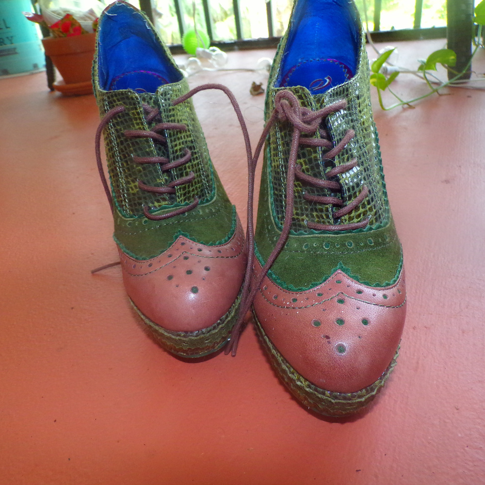 Poetic Licence Wild Safari Wedges 8.5